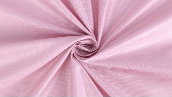 羽絨服面料迎來了大改革，400T錦滌紡成為新型高端羽絨服面料